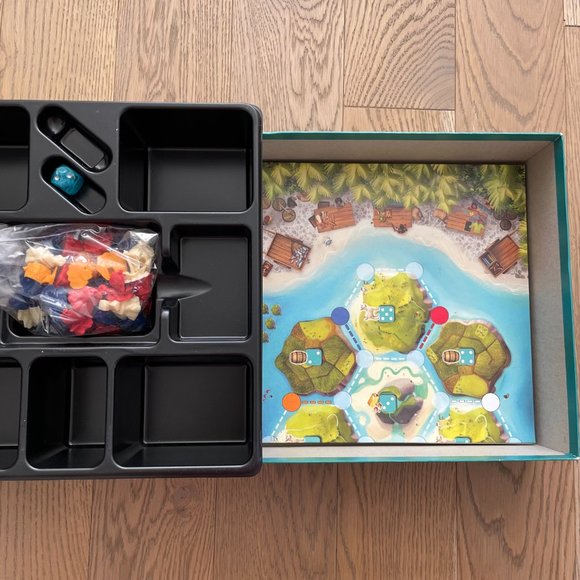 CATAN Junior Board Game - Picture 4 of 7